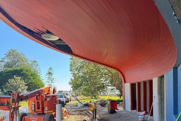 Taking shape on site - curving timber ceiling